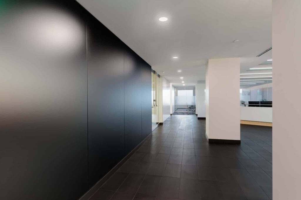 Aecom 6mm Gray Mirror Satin 3 1