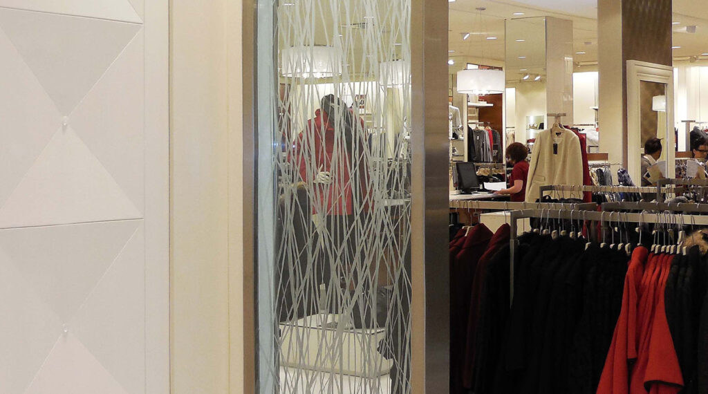 Laura Store Clear Glass Pattern 512