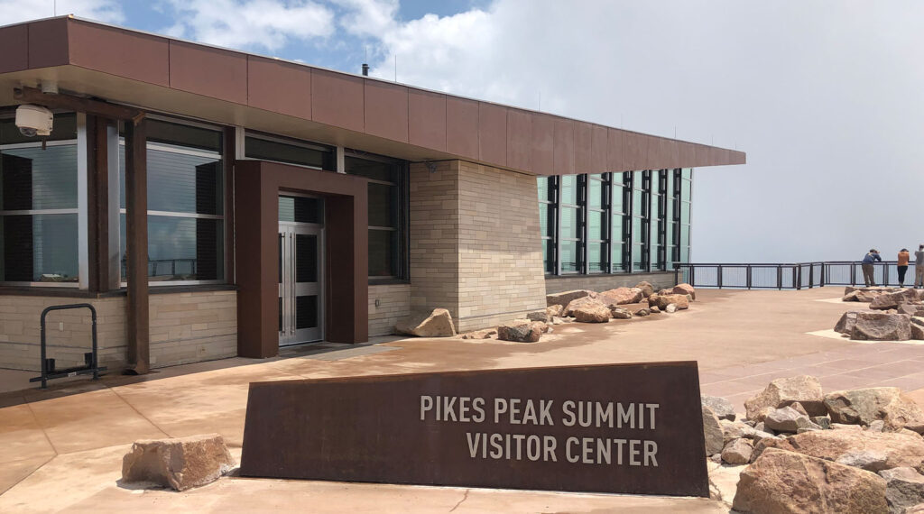 Pikes Peak Exterior Aviprotek E 213 SB 70